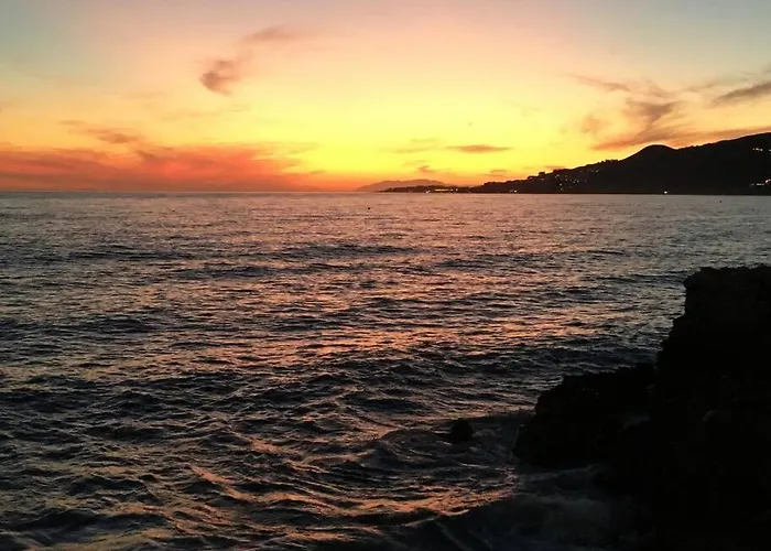 Stunning 2-bed House In W. Pool, A/c, Garage Feriehus Nerja