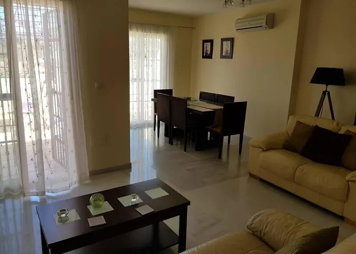 Stunning 2-bed House In W. Pool, A/c, Garage Nerja