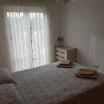 Hébergement de vacances Stunning 2-bed House In W. Pool, A/c, Garage