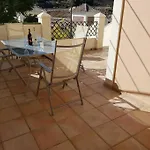 Stunning 2-bed House In W. Pool, A/c, Garage